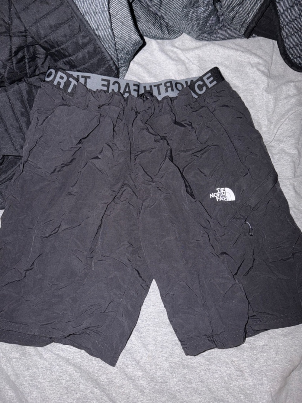 The North Face Black Logo Elastic-Waist Athletic Shorts